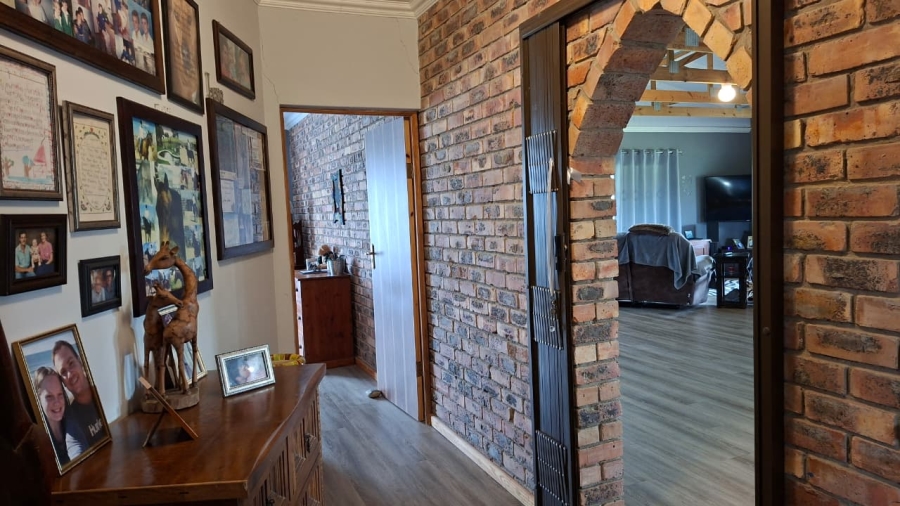 8 Bedroom Property for Sale in Meisies Halt Eastern Cape